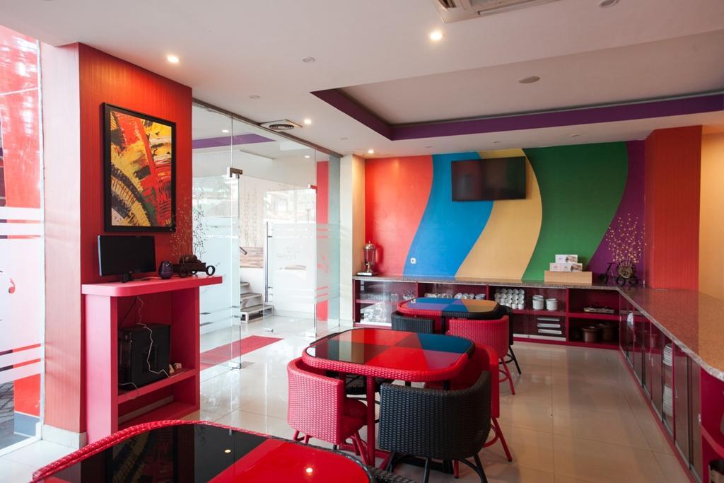 Reddoorz Near Hawaii Water Park Hotel มะลัง ภายนอก รูปภาพ